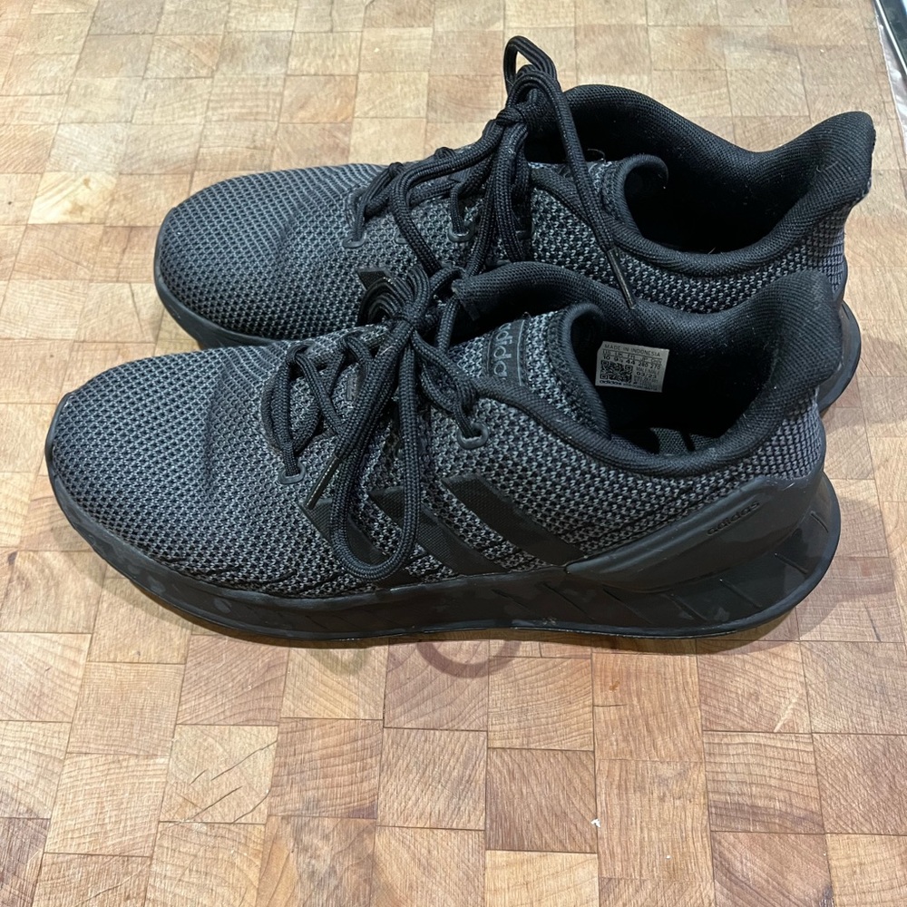Adidas Men’s Black QUESTAR FLOW NXT SHOES